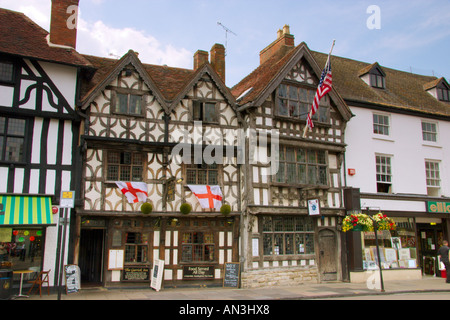 Flag of Stratford-upon-Avon Stock Photo - Alamy