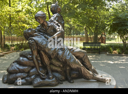 Memorial statues to Vietnam war Women Nurse Arlington USA Stock Photo