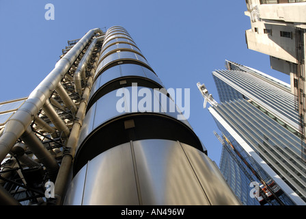 The Lloyds Of London Insurance Building In Lime Street & The Willis Building In The City Of London Stock Photo