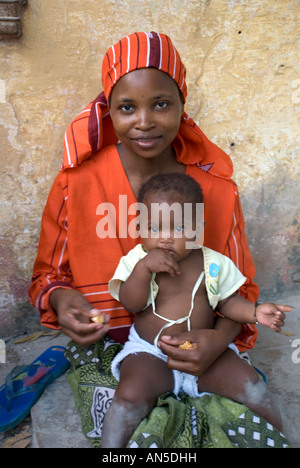 mother with daughter, ilha de mozambique Stock Photo