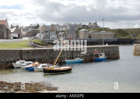 Portsoy village & harbour Aberdeenshire on the Moray Firth.  XPL 3279-325 Stock Photo