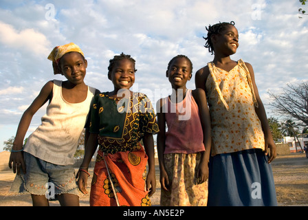 local girls, ilha de mozambique Stock Photo