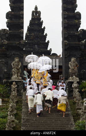 Odalan Procession Pura Basukian or Besakih Puseh Jagat Hindu Temple ...