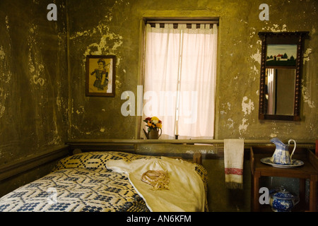 ILLINOIS Galena Bed and furnishings in Dowling House bedroom oldest house in Galena built 1826 Stock Photo