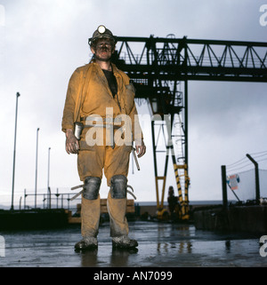 South Wales coal miner worker NUM lodge leader Antony Jones at Betws Colliery in Ammanford South Wales UK 1990  KATHY DEWITT Stock Photo