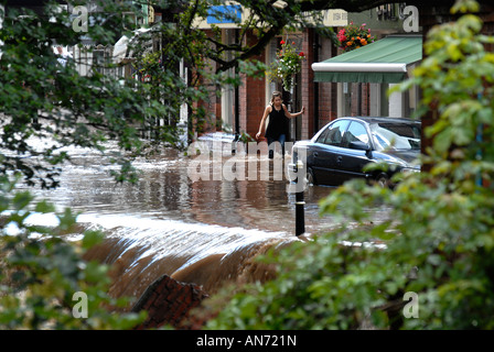 Market Street emptying of flood water after wall collapse during flooding in Tenbury Wells June 2007 Stock Photo