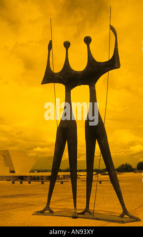 Bruno Giorgi sculpture of two warriors Brasília Brazil Stock Photo