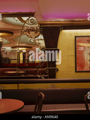 Titanic Restaurant, Piccadilly, London. Former Marco Pierre White restaurant. Detail of seating and wall decoration. Stock Photo