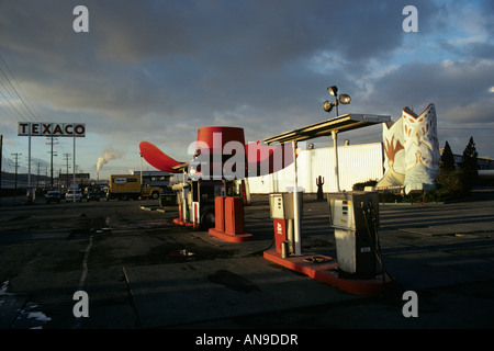USA Washington Seattle Texaco gasoline station Stock Photo