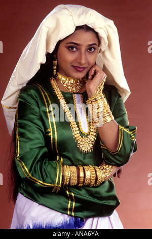 Sari – Vintage Indian Clothing