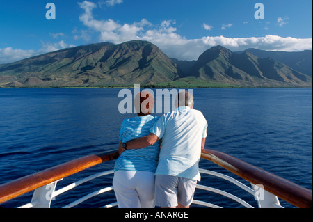 Hawaii,Hawaiian Islands,Auau Channel,Maui,SS Constitution,cruise ship,senior seniors citizen citizens,couple,look,nature,natural,scenery,countryside,H Stock Photo