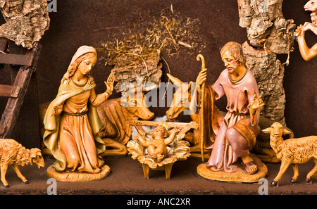 Detail of a small Christmas Neapolitan Nativity scene for domestic decoration showing the Virgin Mary Baby Jesus and Joseph in5 Stock Photo