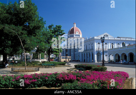 Colegio San Lorenzo at Parque Jose Marti,Cienfuegos Cuba Stock Photo