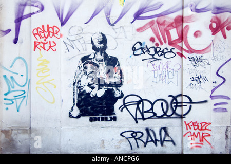 Colourful graffiti of a scuba diver underwater on a façade in the ...