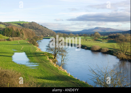 Ingleboborough from the Lune valley at Crook of Lune near Lancaster UK Stock Photo