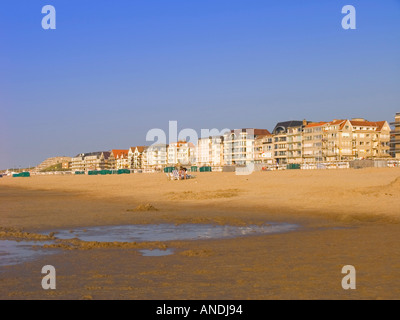 Belgium De Haan beach resort Oostende Ostend horse riding tourists on beac Stock Photo