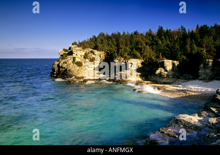 The Georgian Bay shoreline at Indian Head Cove, along the Bruce Trail in Bruce Peninsula National Park, Ontario, Canada. Stock Photo