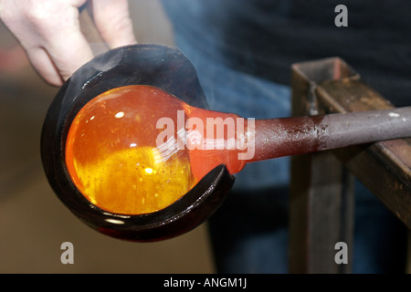 Glass Blowing, Lincoln City Glass Centre, Lincoln City, Oregon Coast, Highway 101, Oregon, USA, North America, Model Released. Stock Photo