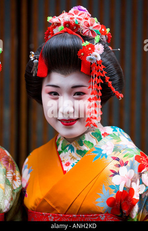 Maiko (apprentice Geisha), Gion district, Kyoto, Japan Stock Photo