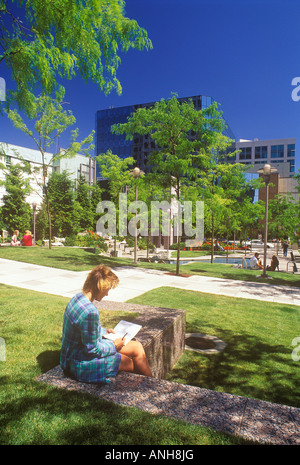 A woman working outside in Vancouver, British Columbia, Canada. Stock Photo