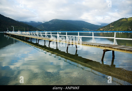 pier at Okiwa bay near Anakiwa at head of Queen Charlotte track in the grove arm Marlborough sounds, New Zealand Stock Photo
