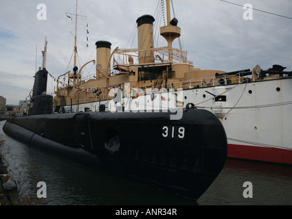 USS Becuna and USS Olympia at Independence Seaport museum Philadelphia  November 2007 Stock Photo