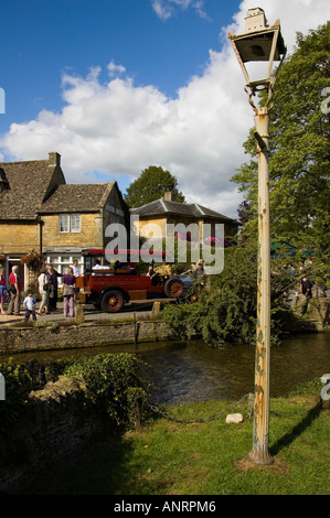 Charabanc in Bourton On The Water Charabang Stock Photo