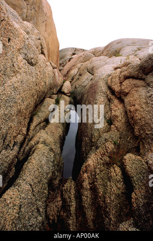 Glacially shaped islet, Vasholmarna (Vas islands), Bohuslan, Sweden Stock Photo