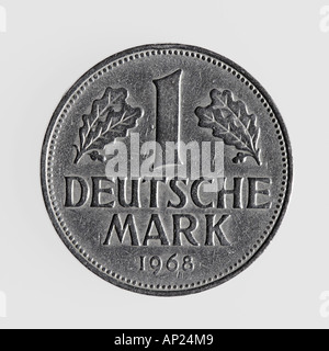 Single german coin, one deutsch mark against white background, deutschmark, Deutsche Mark, former german currency, money Stock Photo