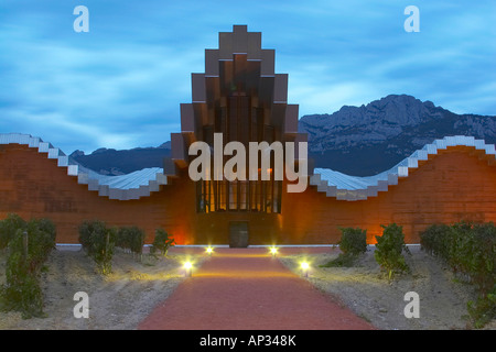 Bodegas Ysios from architect Santiago Calatrava in the evening, near Laguardia, Pais Vasco, Euskadi, Spain Stock Photo