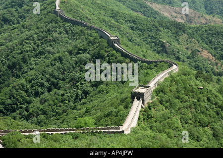 The Great Wall of China at Mutianyu winding the ridge top of Yang Shan, north of Beijing. Stock Photo