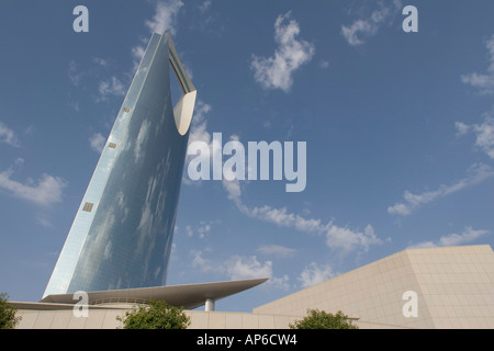 Kingdom Centre in Riyadh is the tallest building in Saudi Arabia Stock ...