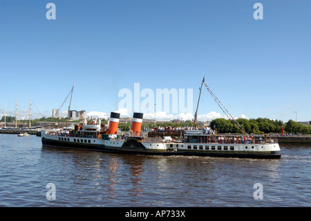 The Waverly setting sail on a summers morning cruise Stock Photo