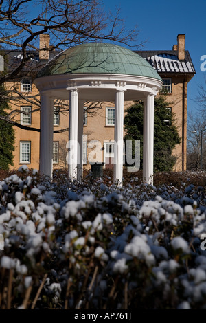 The Old Well, symbol of UNC, University of North Carolina, Chapel Hill ...