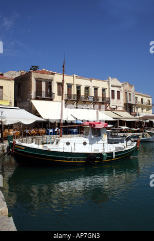 THE HARBOUR AREA IN THE OLD TOWN OF RETHYMNON. CRETE. GREEK ISLAND. EUROPE. Stock Photo