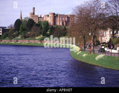 dh River Ness INVERNESS INVERNESSSHIRE Daffodils Inverness Castle scotland castles