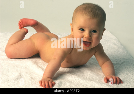 Cute baby hi-res stock photography and images - Alamy