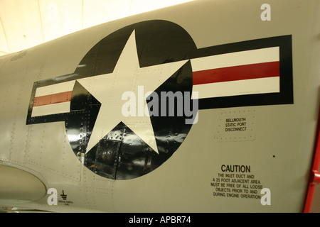 us-markings-on-phantom-fighter