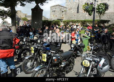 Crowds of bikes at vintage motor cycle rally in Castletown square Stock Photo