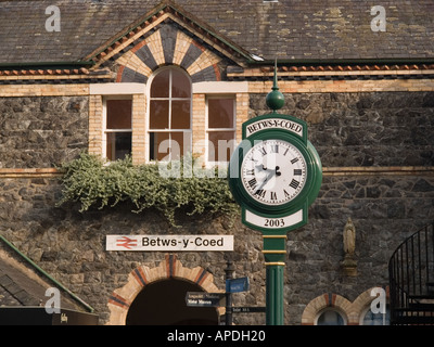 TRAIN STATION ENTRANCE and CLOCK Betws y Coed North Wales UK Stock Photo