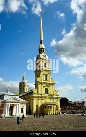 Sts Peter and Paul Cathedral (Petropavlovsky sobor) in the Admiralty, St Petersburg, Russia Stock Photo