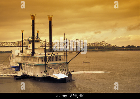 natchez paddleboat