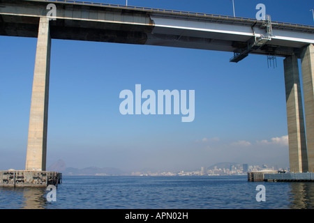 Ponte Rio Niteroi Bridge Over Baia De Guanabara Bay Rio De Janei Brazil ...