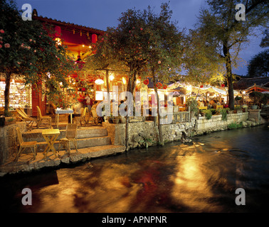 Riverside guesthouses and cafes in Lijiang, China. Stock Photo