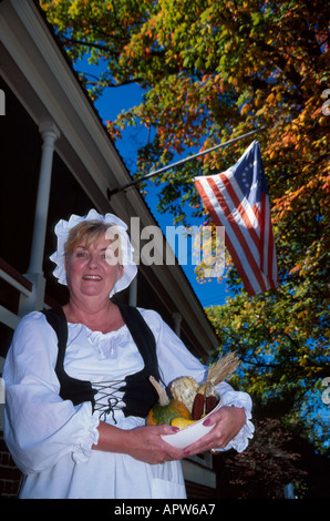 Virginia Fredericksburg Rising Sun Tavern,built 1760 tavern wench Betsy Ross US flag VA125,visitors travel traveling tour tourist tourism landmark lan Stock Photo