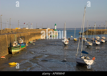 The harbour at Saint Quay-Portrieux, Côtes d'Armor, Brittany, France Stock Photo
