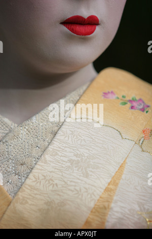 Umechika 22 year old Maiko from Kamishichiken district Kyoto Japan 18 10 2005 Stock Photo