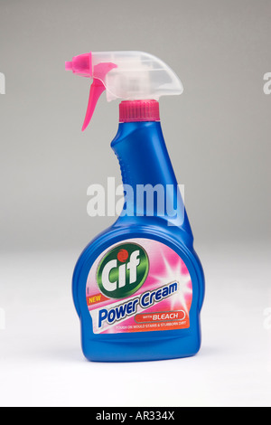 https://l450v.alamy.com/450v/ar334x/cif-spray-bottle-of-cleaning-liquid-ar334x.jpg