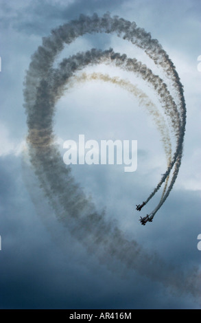 pic martin phelps 17 06 07 kemble air show kemble arirfield gloucestershire guinot display team Stock Photo