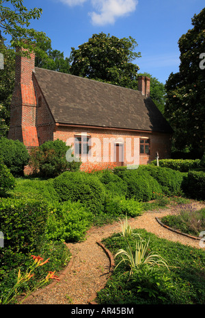 Garden, Adam Thoroughgood House, Virginia Beach, Virginia, USA Stock Photo